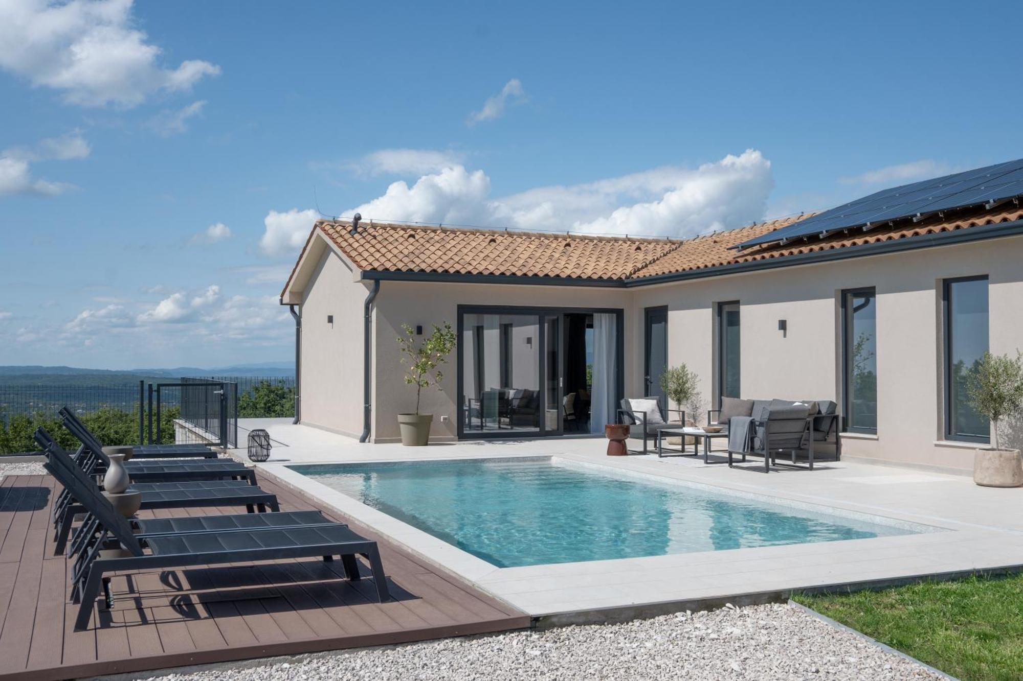 Villa Tonka With Jacuzzi Sauna And Private Pool Лабин Экстерьер фото